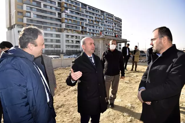 BAŞKAN PEKYATIRMACI 32 DERSLİKLİ İLKOKULU İNCELEDİ