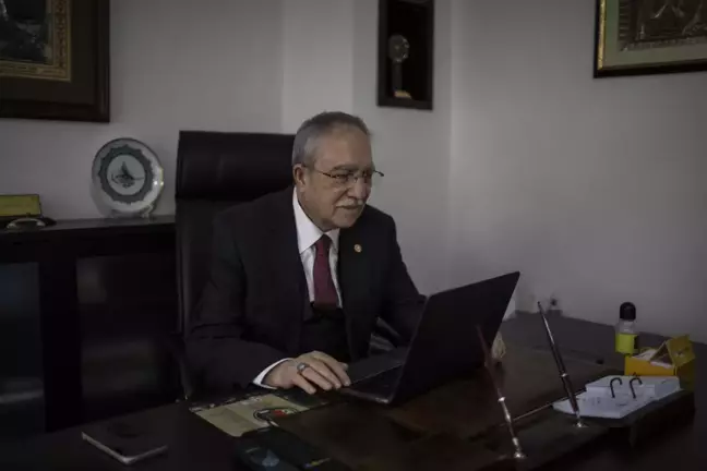 Eski TBMM Başkanvekili İsmail Alptekin, AA'nın