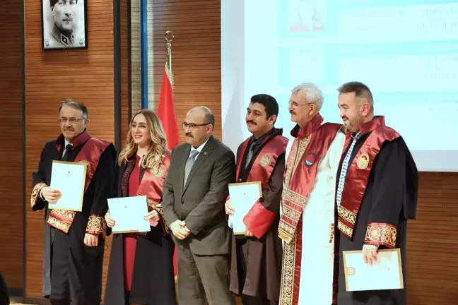 SBÜ Trabzon Tıp Fakültesi'nde akademik yıl açılış töreni yapıldı