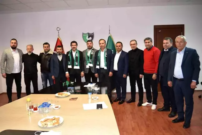 Denizlispor Kulübü, yapılan çalışmalar hakkında Milletvekili Özkan'a bilgi verdi