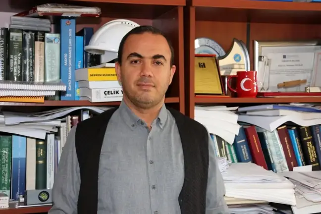 Doç. Dr. Özçelik: