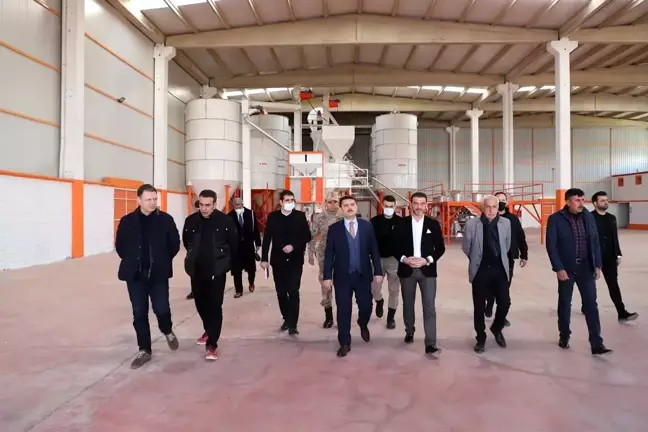 Kaymakam Tunç, OSB'de incelemelerde bulundu