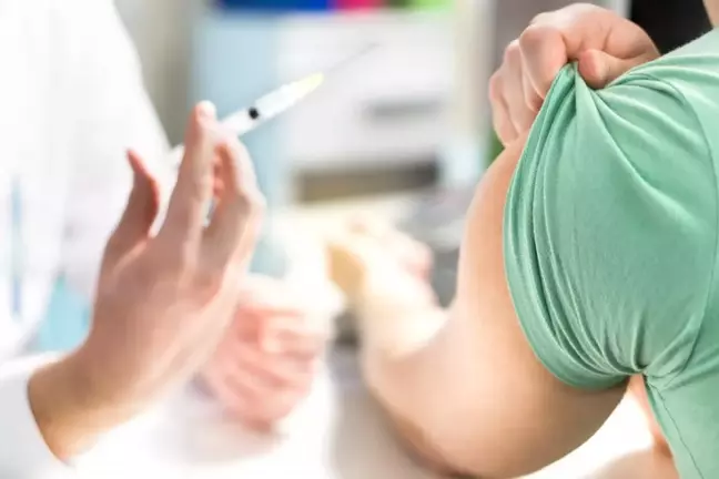 Fransa'dan Novavax aşısına onay