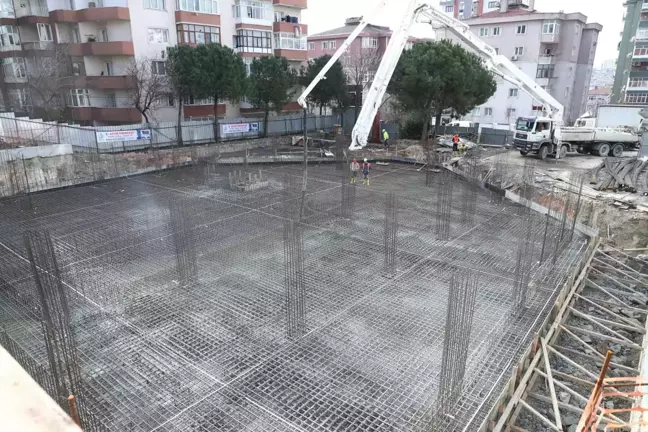 Başkan Çağırıcı gençlerle E-Spor Merkezi'nin temelini attı