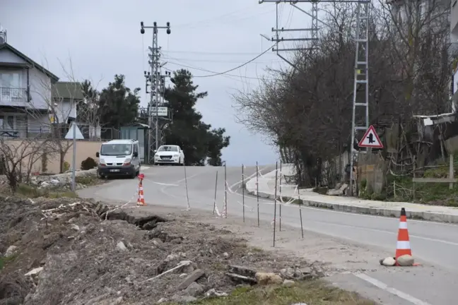 Sinop'ta yaşanan heyelanlar vatandaşları tedirgin ediyor