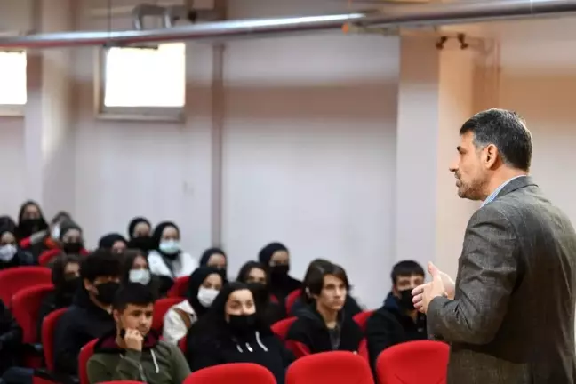 Başkan Kocaman, gençlerle buluştu