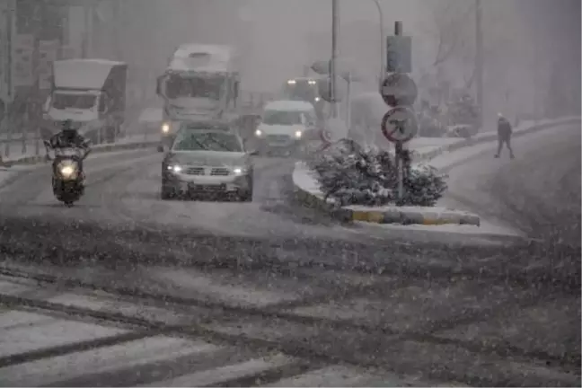 Zonguldak'ta yoğun kar yağışı