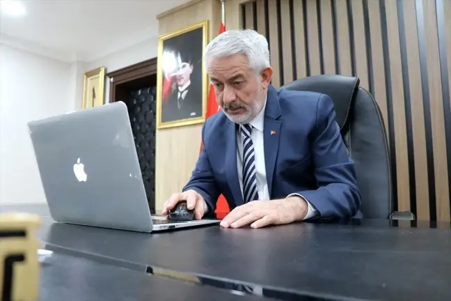 Isparta Belediye Başkanı kim? kaç yaşında, nereli? Şükrü Başdeğirmen Isparta Belediyesi hangi partiden?