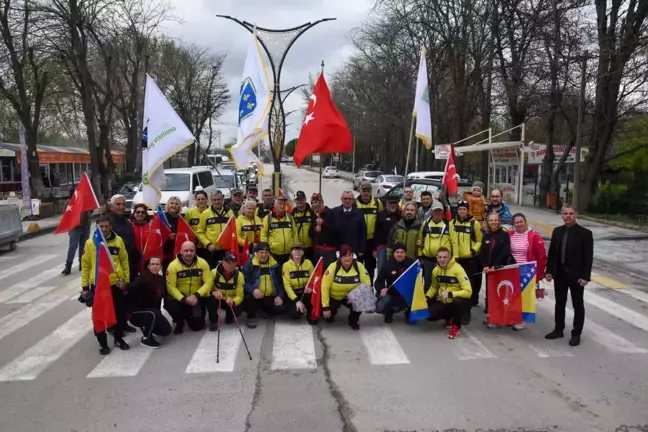 Bosna Hersek'ten Çanakkale'ye Saygı yürüyüşçüleri Keşan'da karşılandı