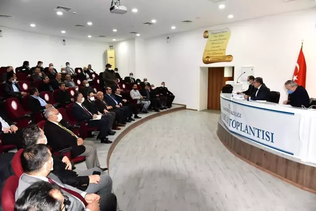 Vali Işık, muhtarların sorun ve taleplerini dinledi