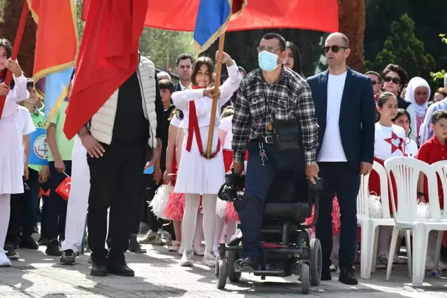23 Nisan Ulusal Egemenlik ve Çocuk Bayramı kutlanıyor