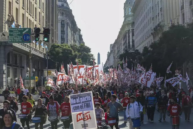 Arjantin'de 1 Mayıs Emek ve Dayanışma Günü kutlandı