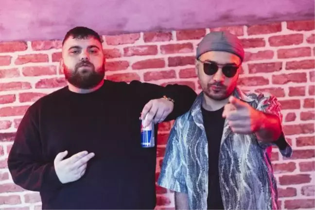 Critical ve da Poet, Red Bull 64 Bars Serisi'nin yeni konukları oldu