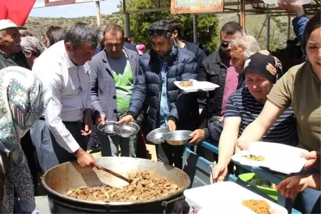 Çal'da Hıdırellez 2 yıl aradan sonra coşkuyla karşılandı