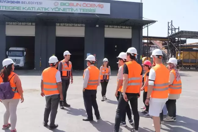Ödemiş'te öğrenciler çevre dostu dev tesisi ziyaret ediyor