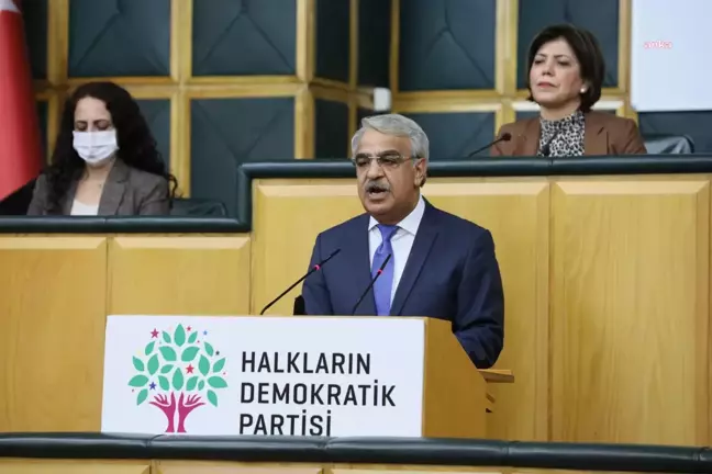 Hdp Eş Genel Başkanı Mithat Sancar'ın Annesi Münire Sancar Yaşamını Yitirdi
