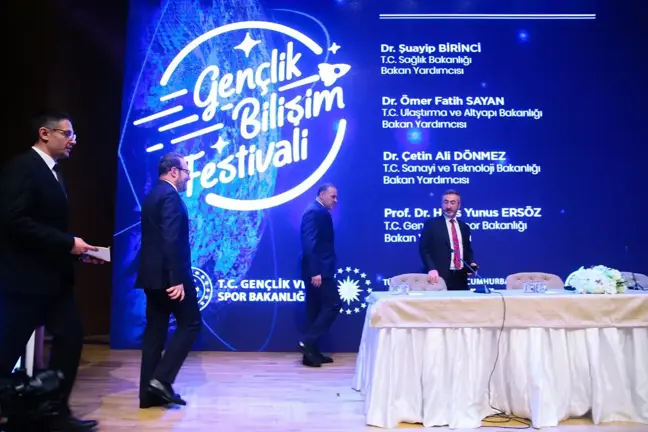 Ulaştırma ve Altyapı Bakan Yardımcısı Sayan'dan 5G açıklaması Açıklaması