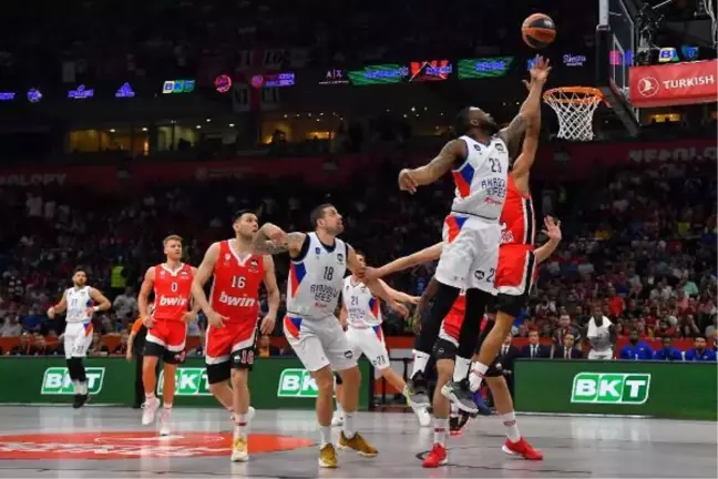 Anadolu Efes, EuroLeague Final Four'da finale yükseldi