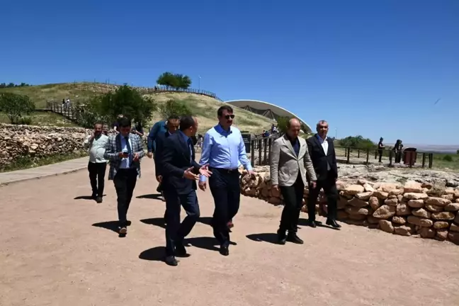 Jet vali üç günde Şanlıurfa'yı fethetti