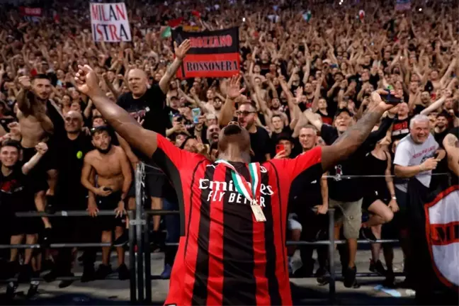 Milan'ın 11 yıl sonra gelen Serie A şampiyonluğu İtalya basınında: 'Şeytan cennete gitti'