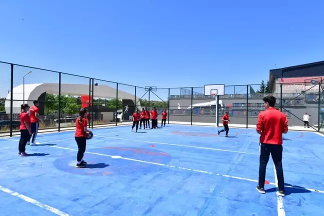 Adil Sani Konukoğlu Spor Lisesi Törenle Açıldı