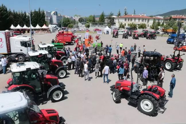 Bolu'da Gıda Tarım ve Hayvancılık ile Yapı Mobilya ve Ev Tekstili fuarları açıldı