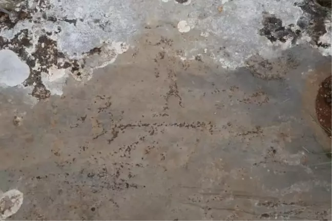 Denizli'de tarihi değiştirecek kaya resimleri bulundu
