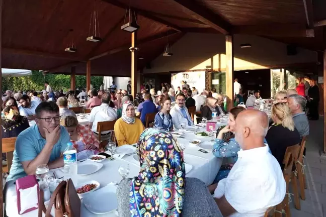 40 yıldır evli çiftler, 40 gündür evli çiftlerle buluştu