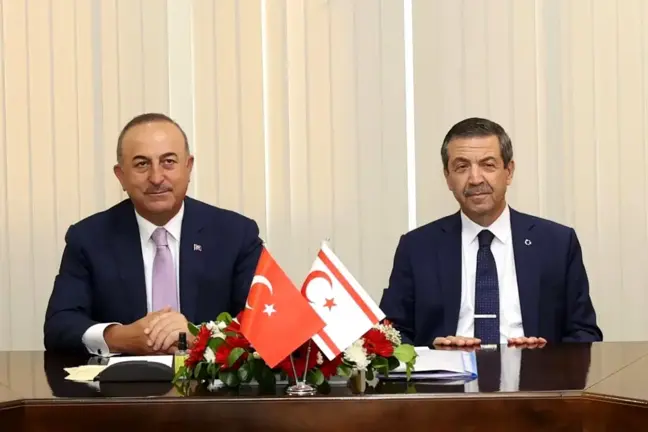 Çavuşoğlu, KKTC'li mevkidaşı Ertuğruloğlu ile görüştü