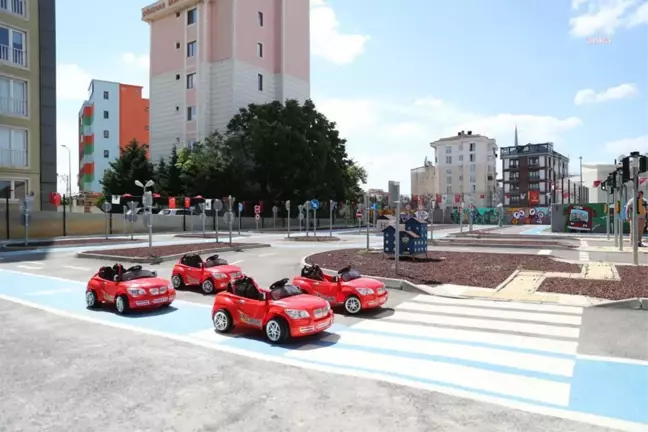 Kartal Belediyesi Trafik Eğitim Parkı'nda Eğitimler Başladı
