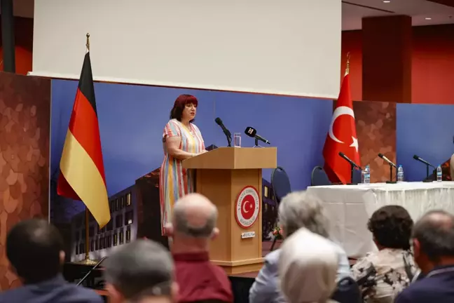 Berlin Büyükelçiliğinde