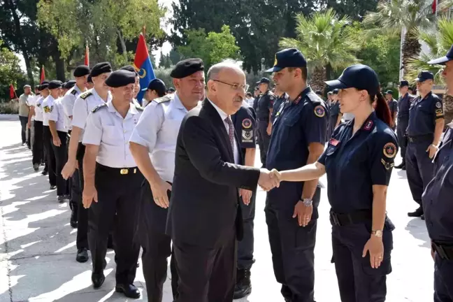 Vali Karadeniz'den bayram ziyaretleri