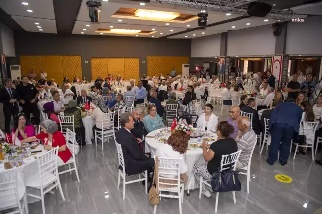 Son dakika... Başkan Seçer, Kıbrıs Barış Harekatı'nın Yıl Dönümünde Şehit Aileleri ve Gazilerle Bir Araya Geldi