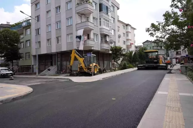 Yalova yerel haberi: Yalova Belediyesi 10 günde 4 bin 500 ton asfalt döktü