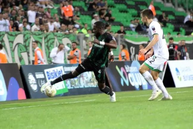 Denizlispor, ilk yarıyı önde kapattığı maçta mağlup oldu