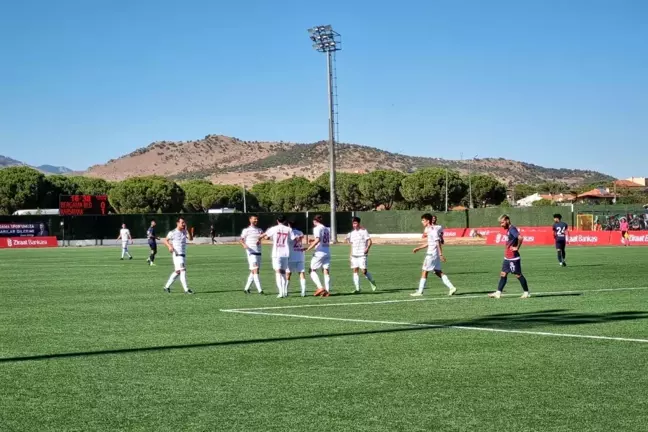 İzmir haberi... Ziraat Türkiye Kupası: Bergama Belediyespor: 1 Karşıyaka: 2