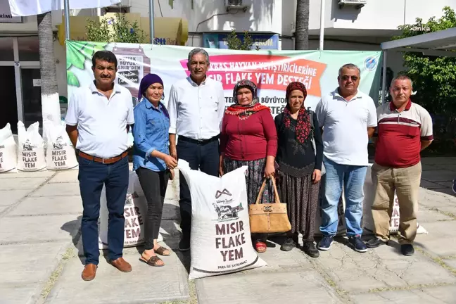 Mersin haberleri: Mersin Büyükşehir'den Erdemlili Yetiştiricilere Yüzde 50 Hibeli Yem Desteği