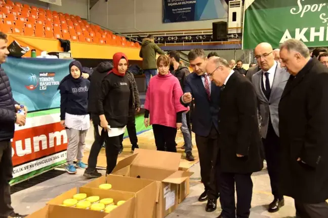 Manisa Valiliği depremzedeler için acil ihtiyaç listesini açıkladı