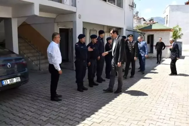 Bozyazı'da bayramlaşma töreni gerçekleştirildi
