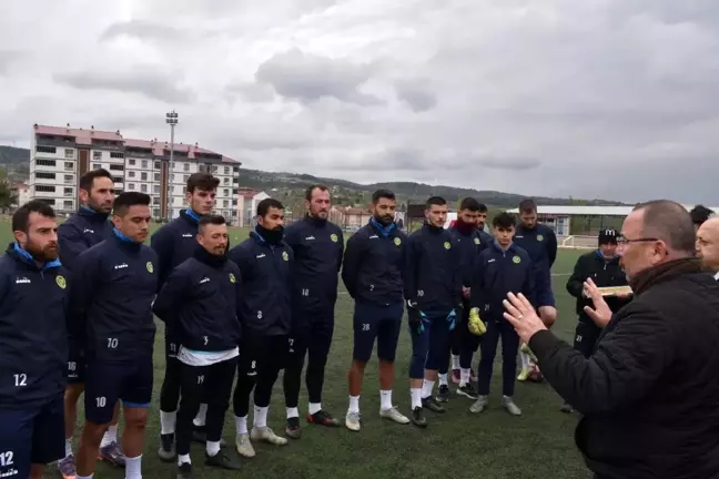 Söğütspor zorlu 1969 Bilecik Spor Kulübü maçı öncesi tüm hazırlıkları tamamladı