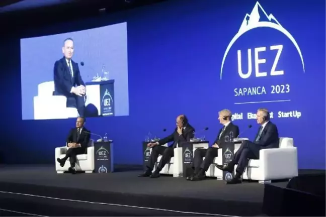 Uludağ Ekonomi Zirvesi'nde Küreselleşme ve Yeni Global Düzen Konuşuldu