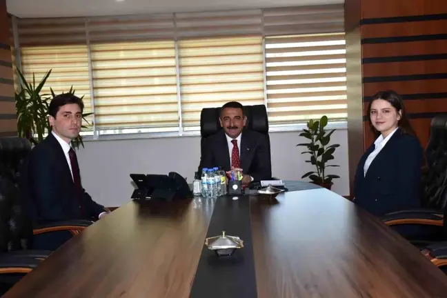 Vali Hacıbektaşoğlu, Siirtli kaymakam adaylarını kabul etti