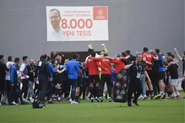 Altay, son haftalara kümede kalmayı garantileyerek giriyor