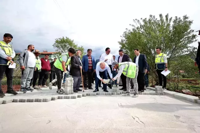 Başkan Zolan baba ocağında hemşehrileriyle kucaklaştı