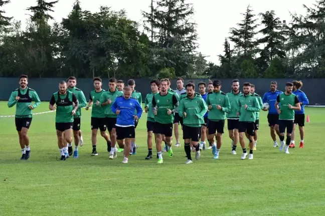 9 futbolcunun 1 dakika bile forma giymediği Denizlispor'u kaptan sırtladı