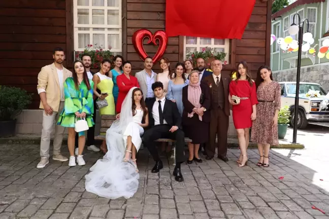 Kendi Düşen Ağlamaz konusu ne? Kendi Düşen Ağlamaz oyuncu kadrosu! Kendi Düşen Ağlamaz oyuncuları kimler?