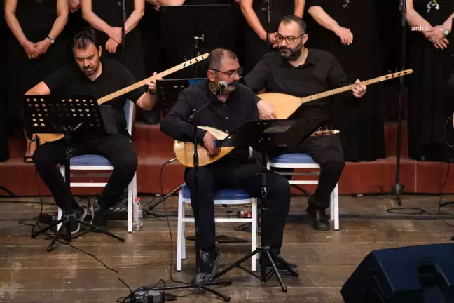 Narlıdere Dostlar Korosu'ndan Aşık Veysel Türküleri Konseri