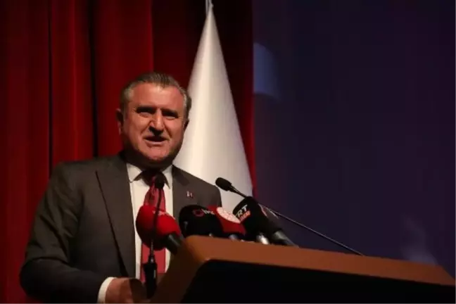 Gençlik ve Spor Bakanı Osman Aşkın Bak: Türkiye Yüzyılı gençlerin yüzyılı olacak