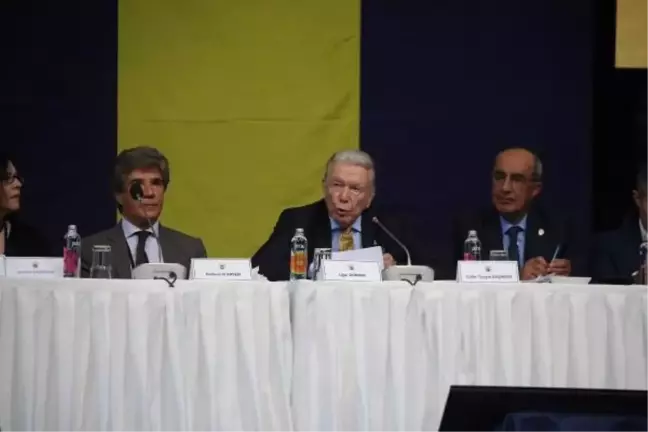 Uğur Dündar Fenerbahçe Yüksek Divan Kurulu Başkanlığından İstifa Etti