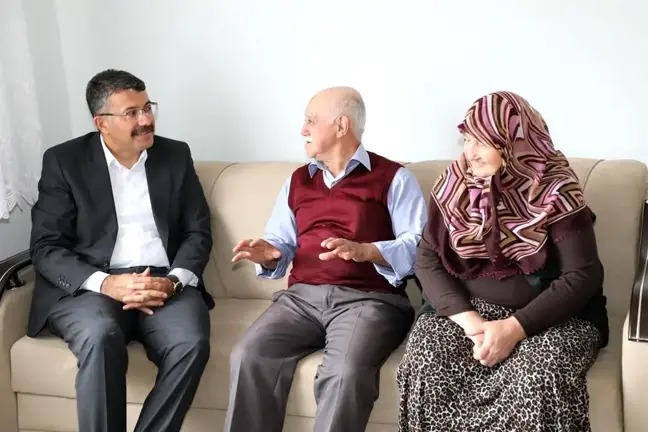Vali Ali Çelik, Babalar Günü'nü şehit babalarıyla birlikte geçirdi